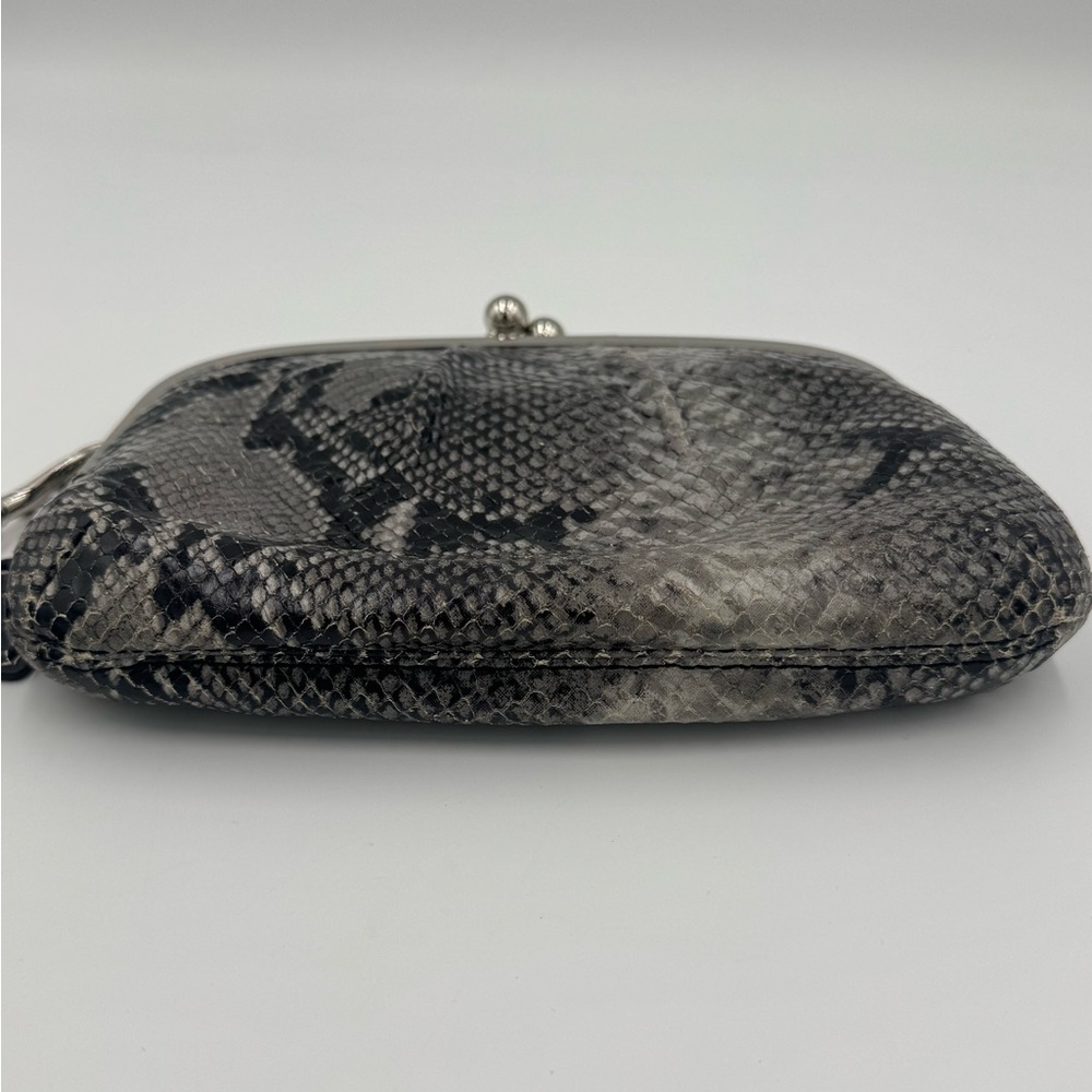 Coach Snakeskin KISSLOCK Clutch with Leather Wristlet & Hang Tag - Picture 5 of 12